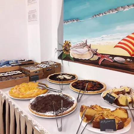 凯撒酒店 酒店 佩萨罗