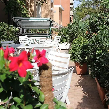 凯撒酒店 佩萨罗