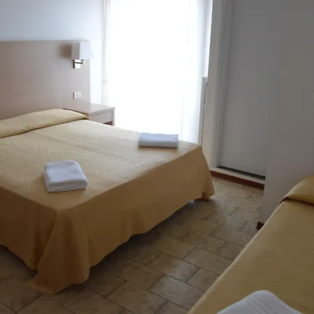 酒店 凯撒酒店 佩萨罗