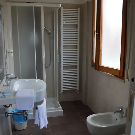 凯撒酒店 酒店 3*