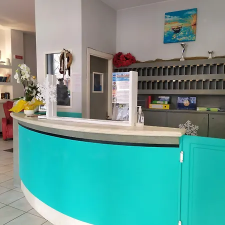 凯撒酒店 酒店 3*