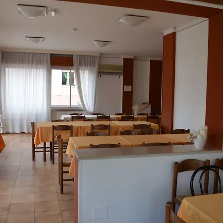 Caesar Hotel Pesaro