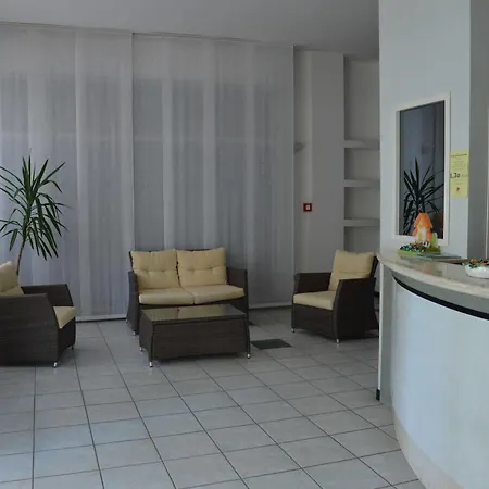 Caesar Hotel 3*